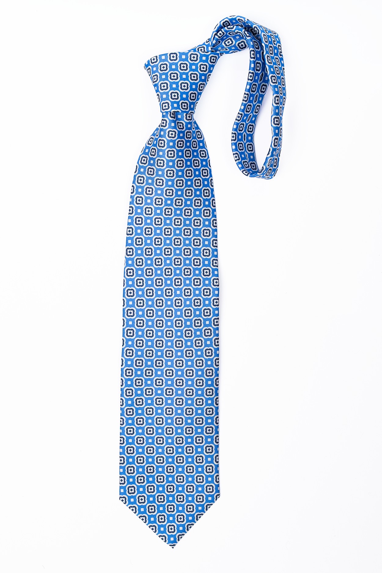 Corbata de Seda Celeste / Personality