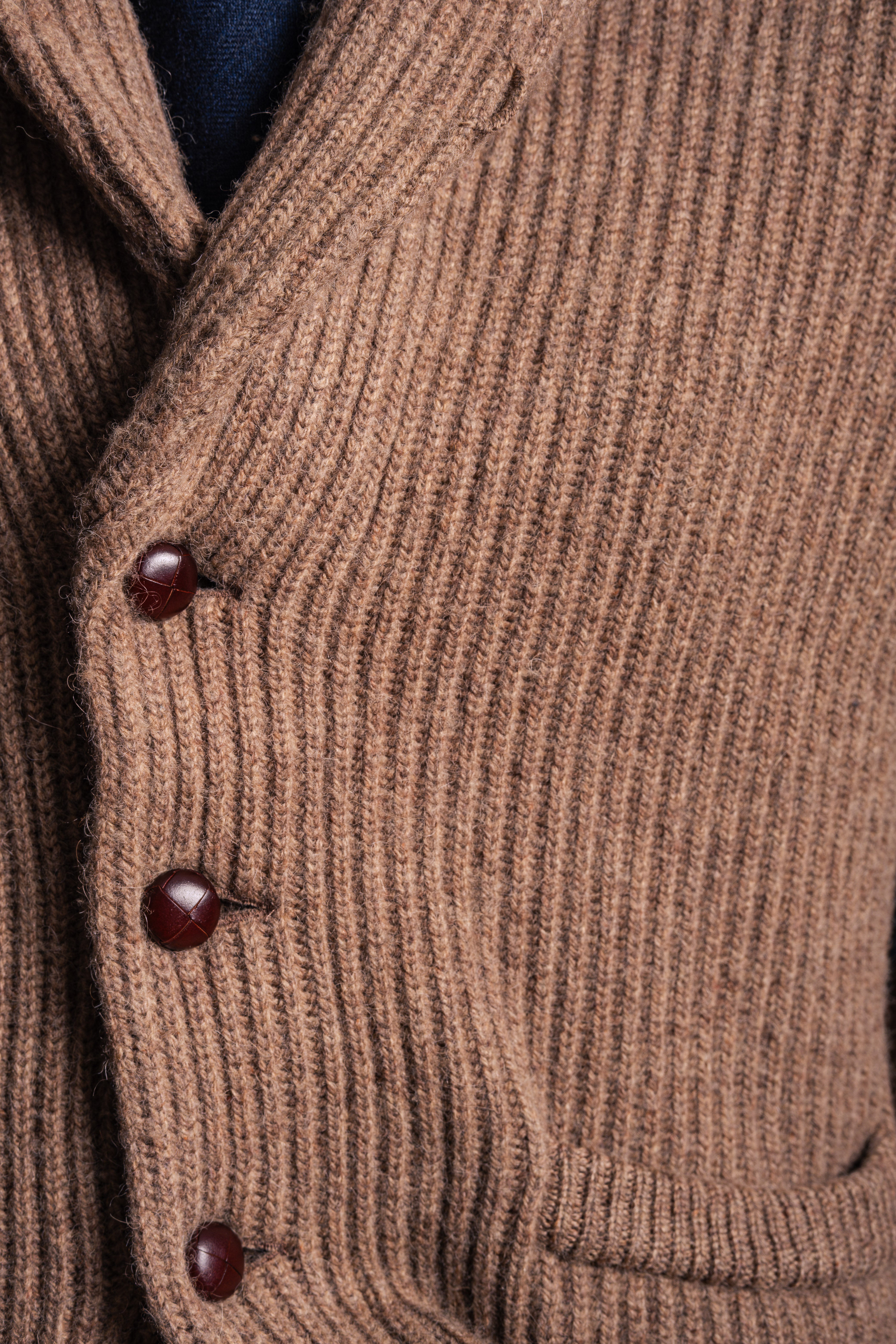 Camel hair Shawl Collar Cardigan Tabaco / CASA SARTORIAL