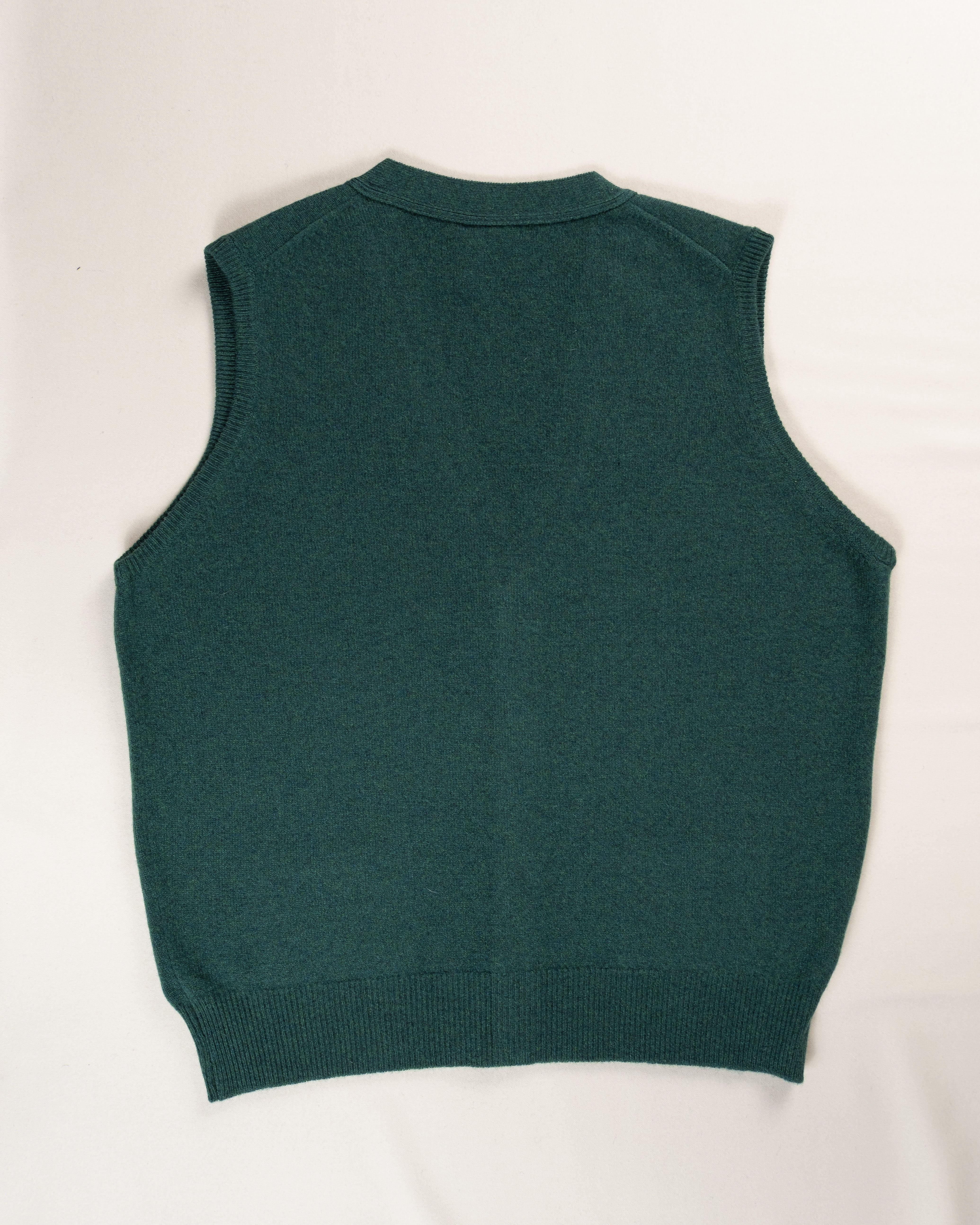 Lambswool Sleeveless Cardigan Cossack / CASA SARTORIAL