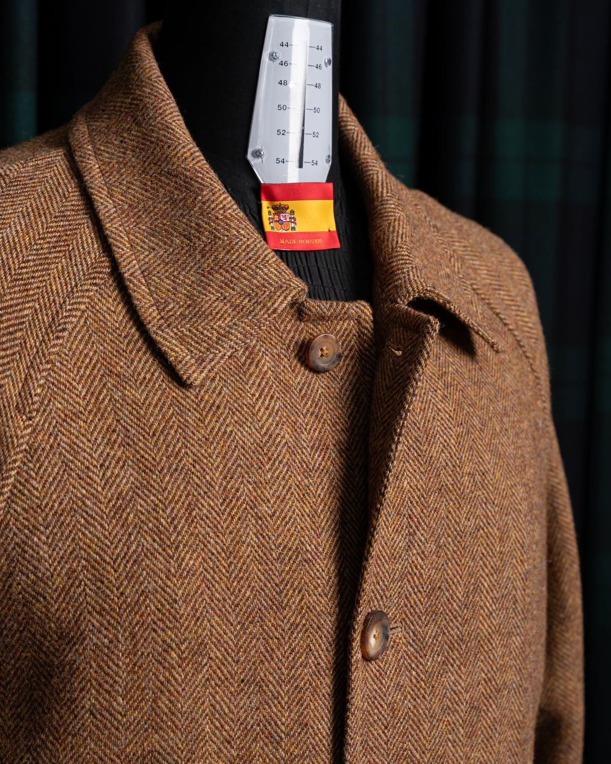 Rogers Peet Company for Casa Sartorial Raglan Coat/Beige