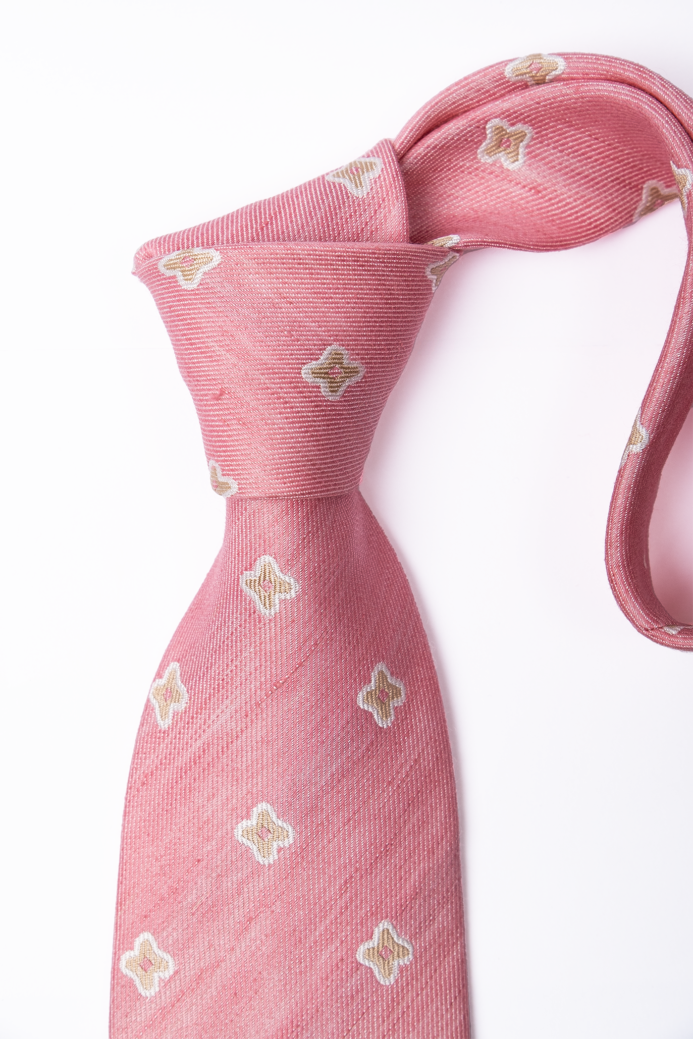 Corbata / PAOLO ALBIZZATI