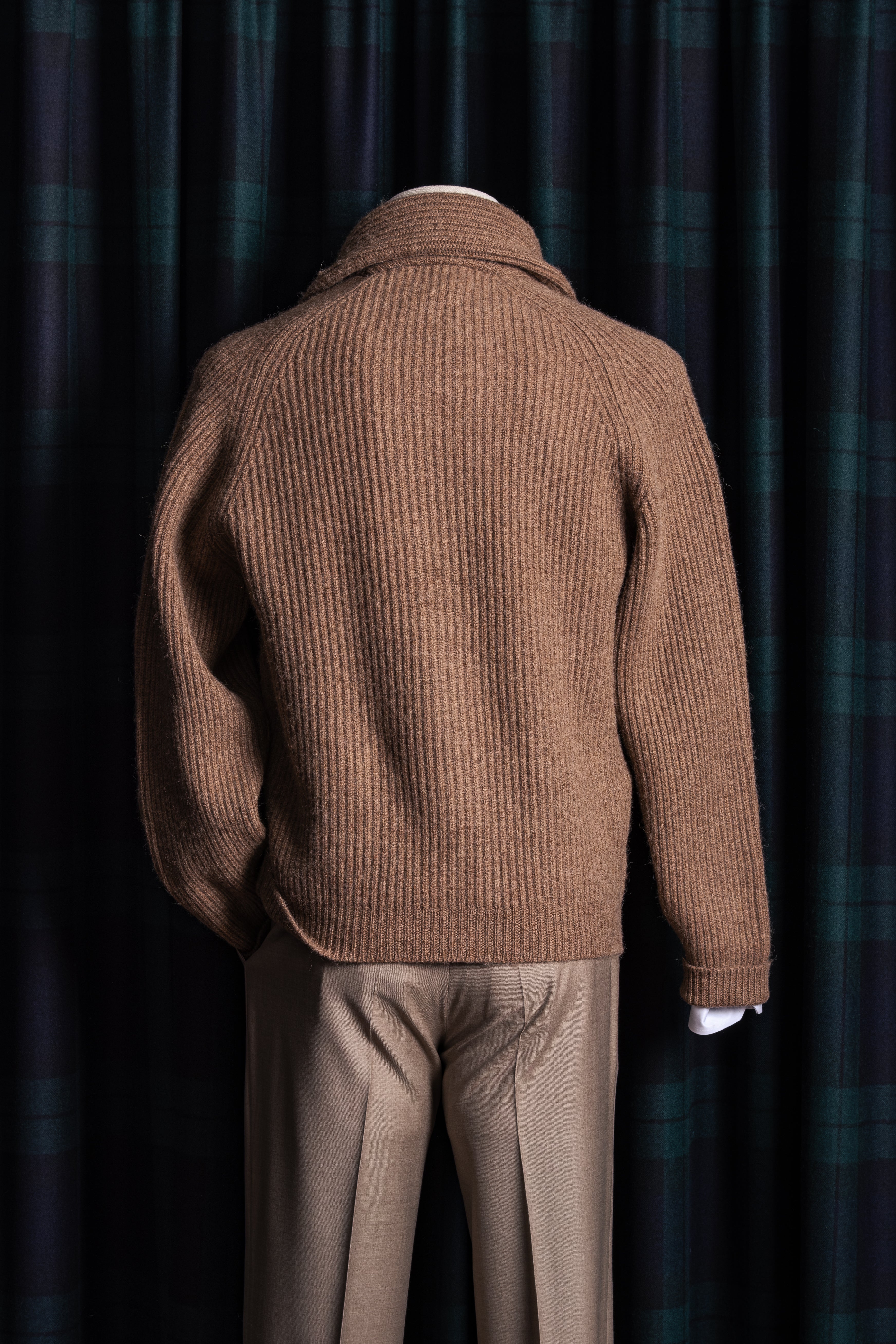 Camel hair Shawl Collar Cardigan Tabaco / CASA SARTORIAL